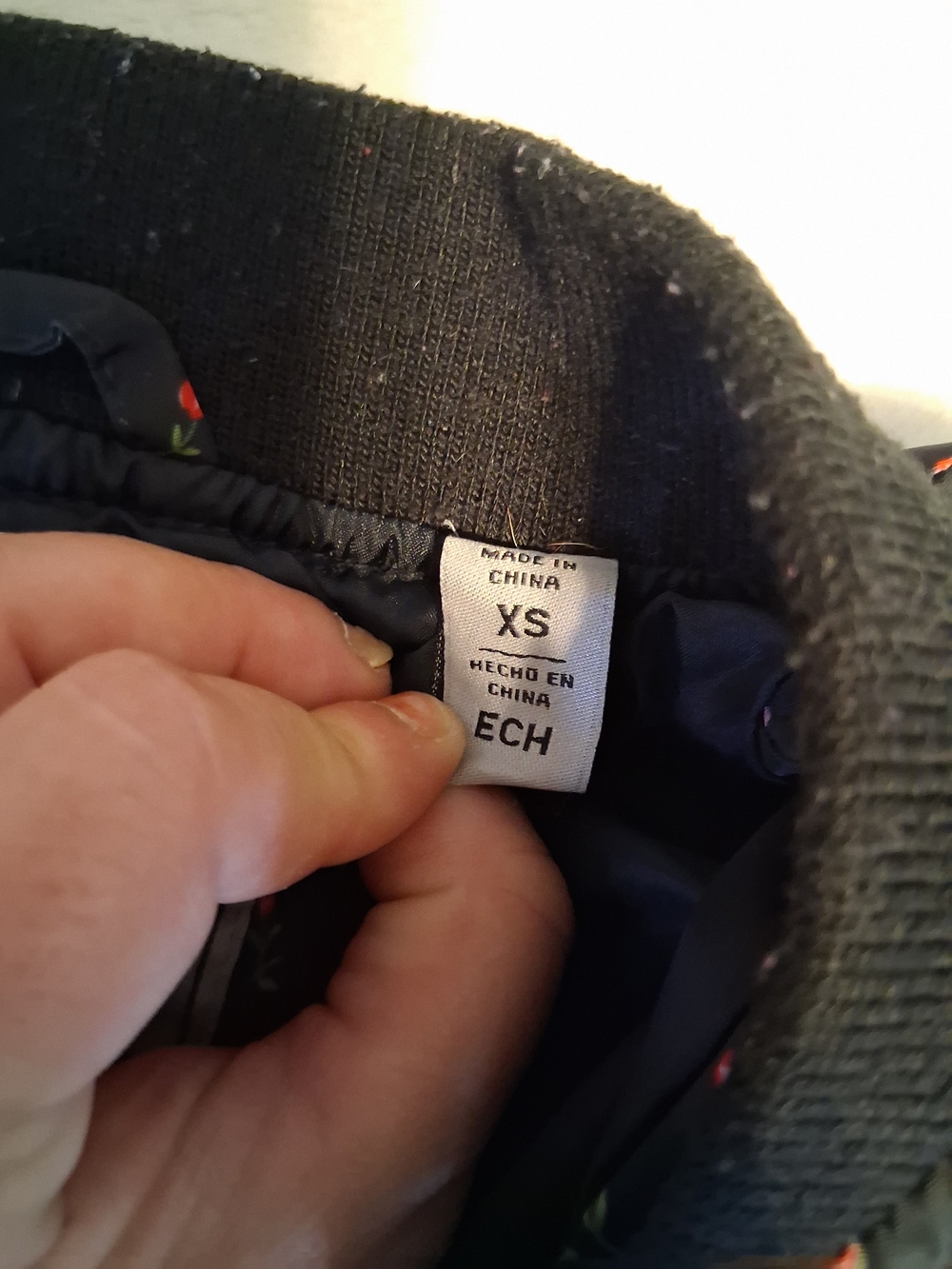 Levi's Black Floral Print Bomber Jacket - Picture 3 of 3